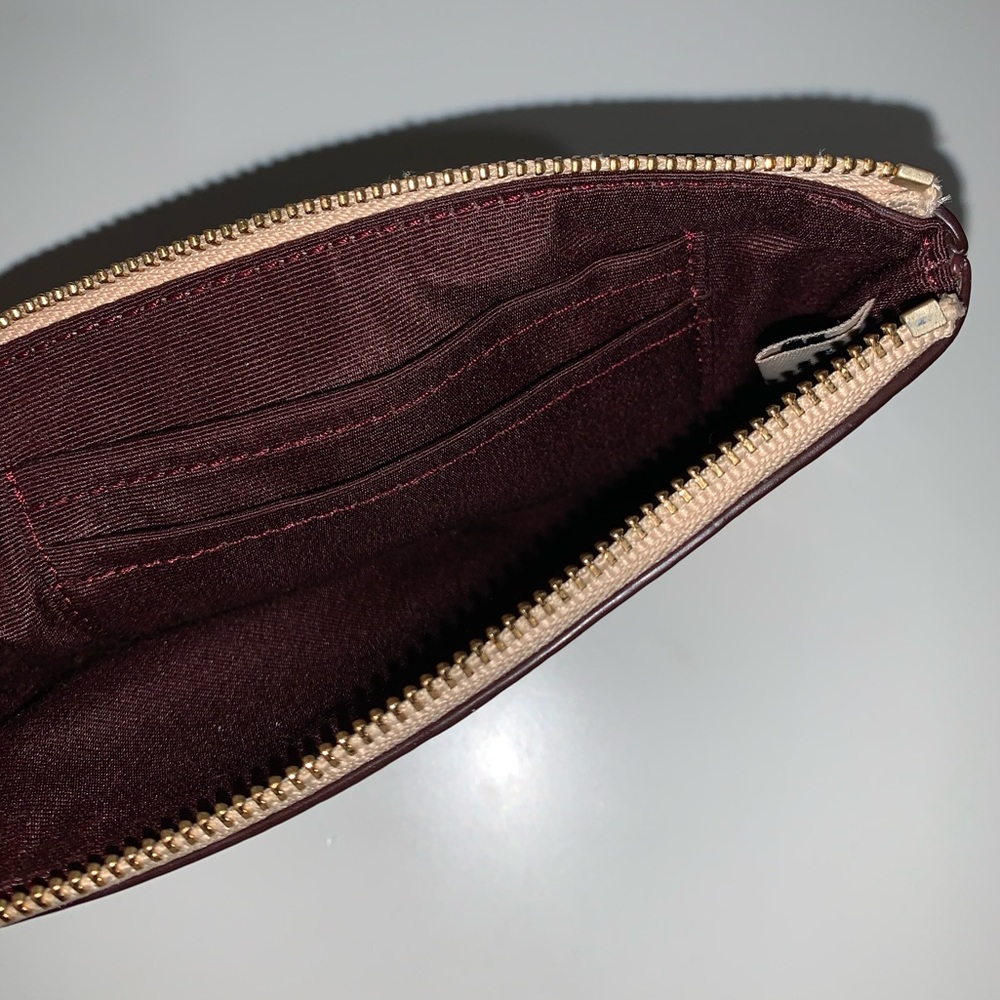 Coach Wrist Bag - Picture 5 of 5